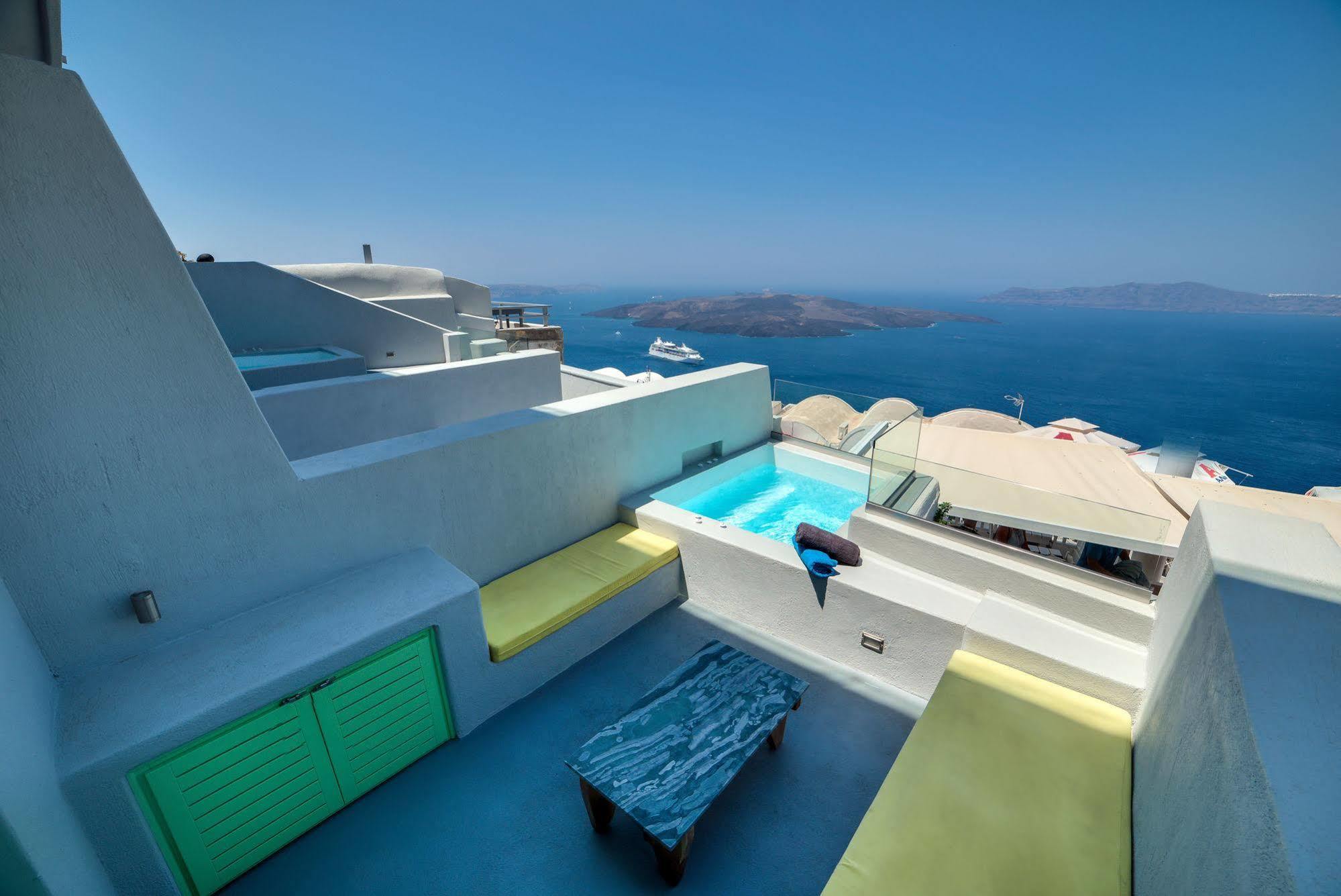 Caldera Cliff Suites Fira  Exterior photo